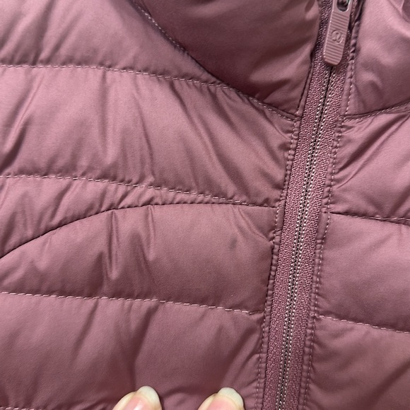 Lululemon - Picture 3 of 11